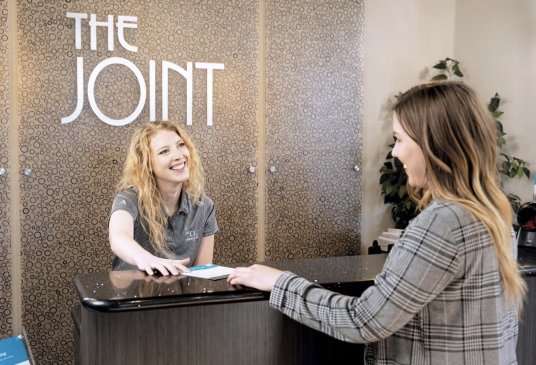 When to See a Chiropractor After an Injury